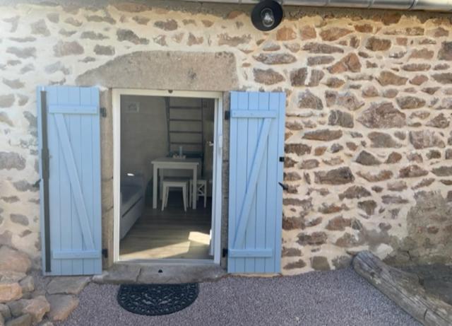 La petite maison d’Orphée Marmagne  Exterior foto