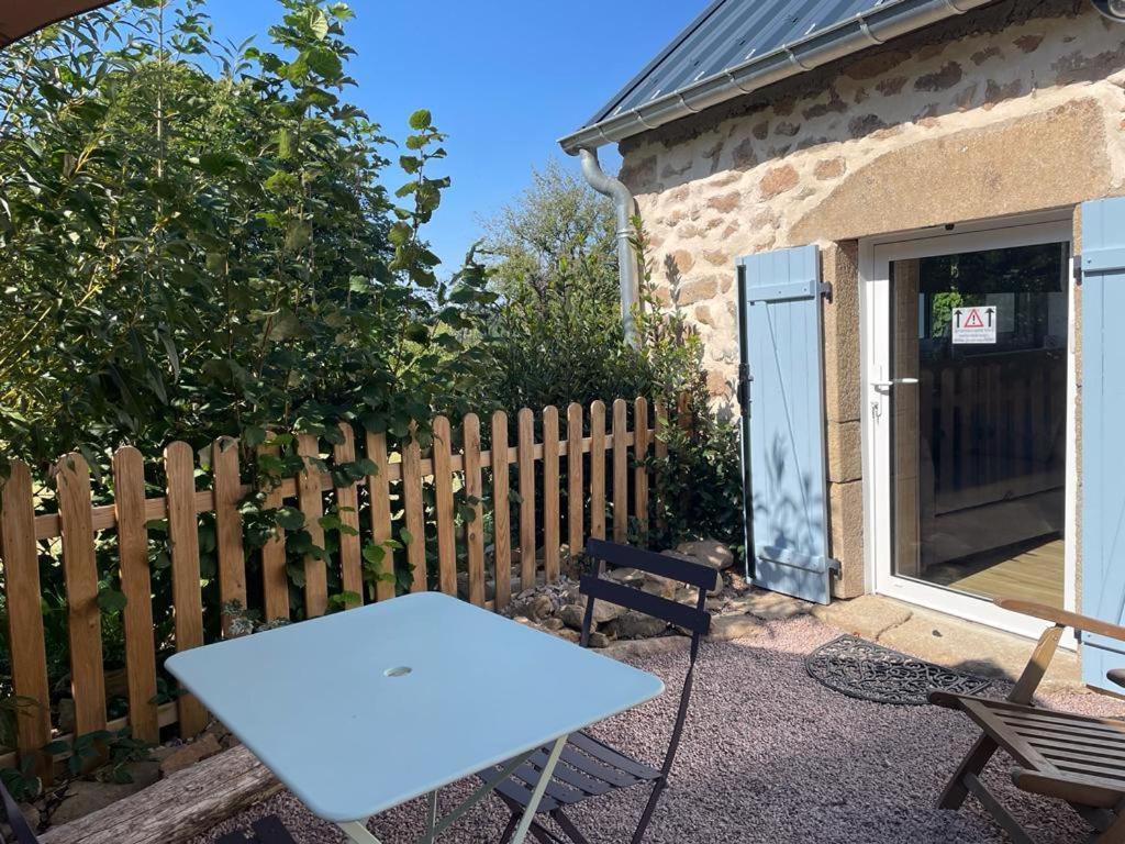 La petite maison d’Orphée Marmagne  Exterior foto
